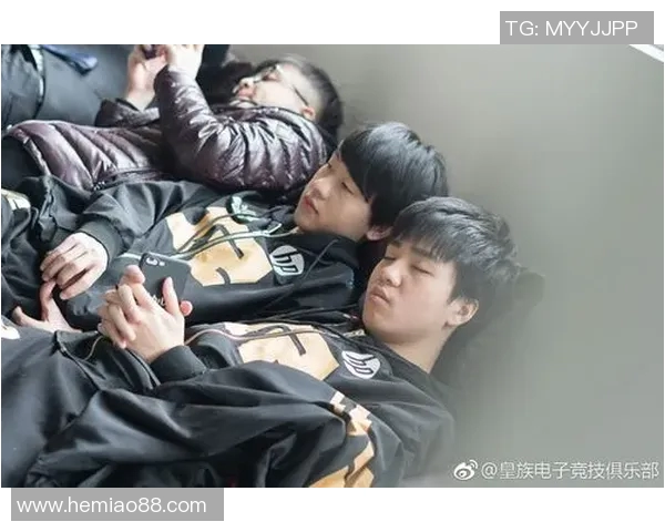 电竞新闻和平精英焦点RNG战术解析与团队协作策略的深度探讨 电竞新闻和平精英焦点RNG战术解析与团队协作策略的深度探讨